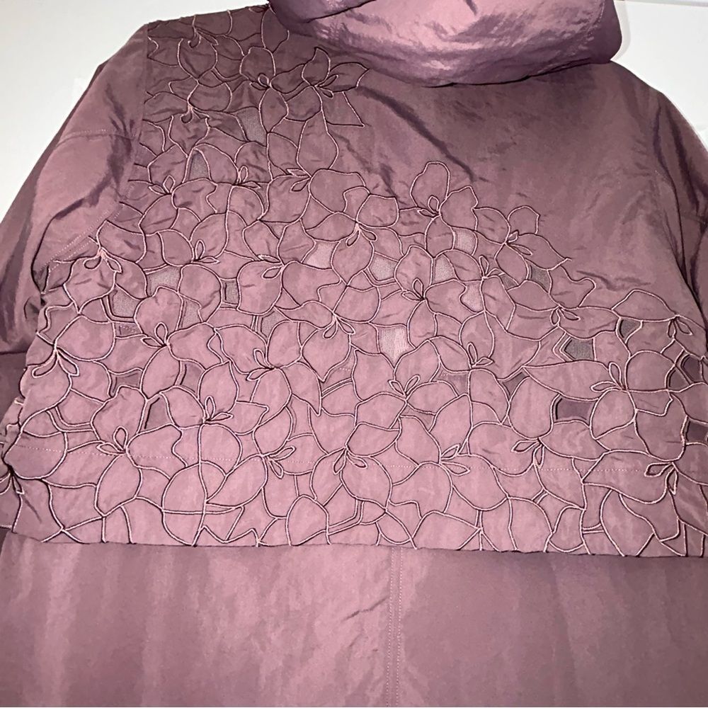 Lululemon Graced With Lace Laser Cut Floral Hooded Trench Coat Jacket - Picture 8 of 10